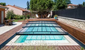 Abri de piscine semi-plat Rénoval à Bully (69)