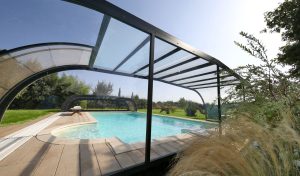 Rénoval abri de piscine mi-haut cintré confort fabrication française